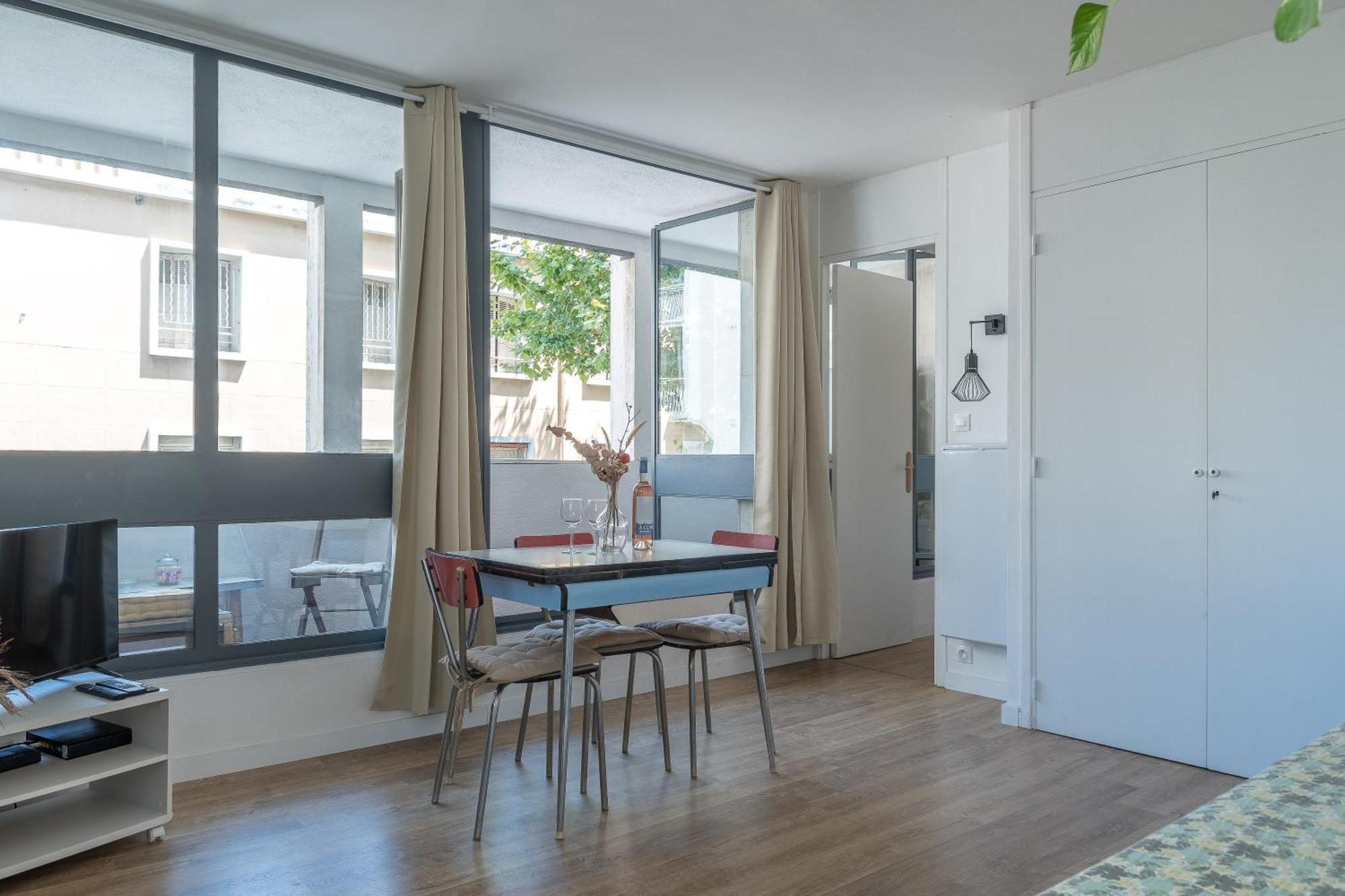 *Las Flores* Joli Studio Avec Balcon Marseille Eksteriør bilde